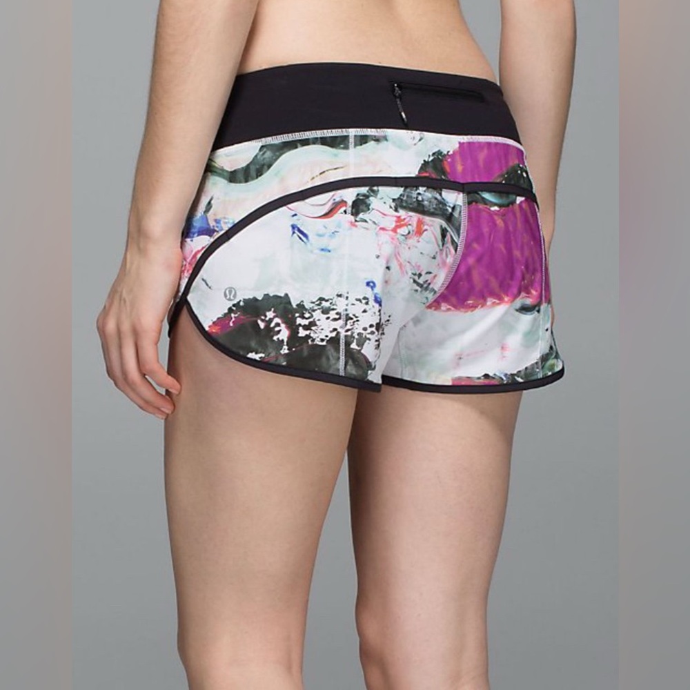 🩷 Lululemon Speed Short *4-way stretch 🩷